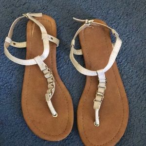 Off white sandal